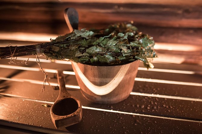 Best Of Lapland: Sauna, Ice swimming, Dinner & Northern Lights - A 4.5-Hour Evening of Sauna Rituals in Rovaniemi
