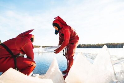 Daytime Arctic Ice-Floating in Rovaniemi, Small-Group - Hotel Pickup, Small-Group Size, and the Meeting Point Reality