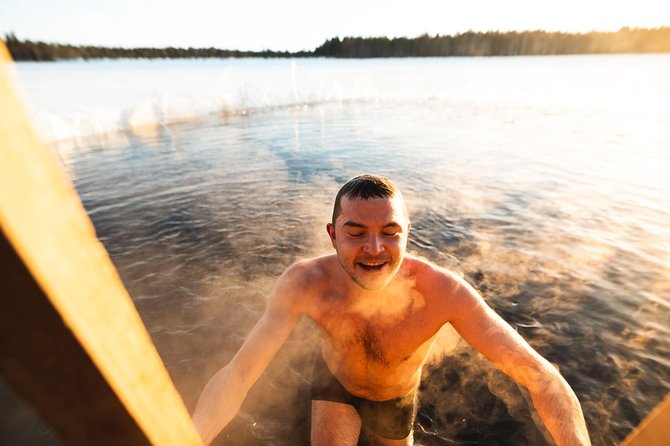 Full Day Lapland Tour, including Lunch and Dinner - Pickup, pacing, and small-group comfort in Rovaniemi