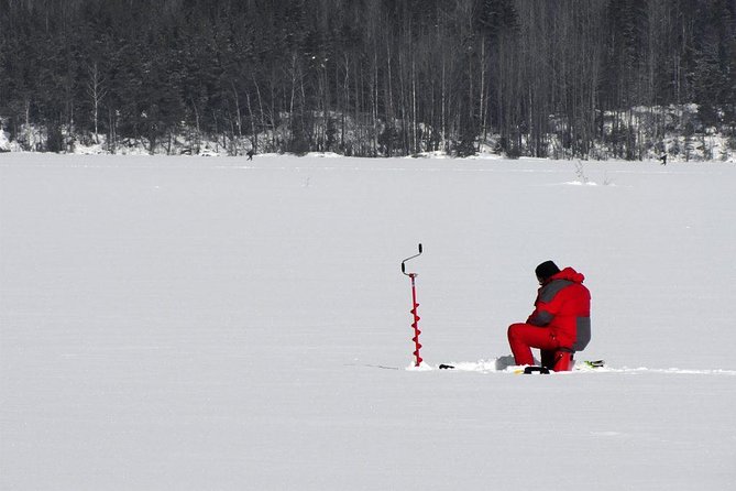 Ice Fishing and Husky - Bonfire, Grilled Salmon, and Finnish Food That Keeps the Day Cozier