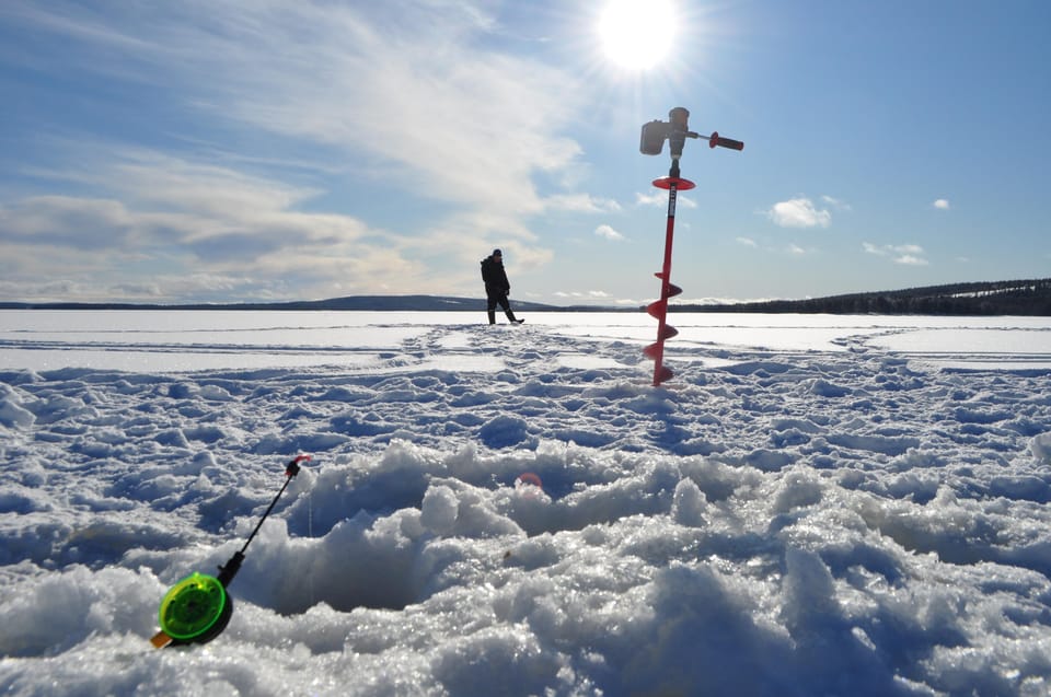 Ice fishing program in Lapland - Ice fishing in Lapland: why it feels special