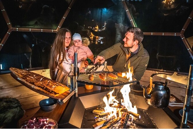Northern Lights dinner in a Glass Igloo - Your 3-hour flow: pickup to igloo dinner to aurora chances