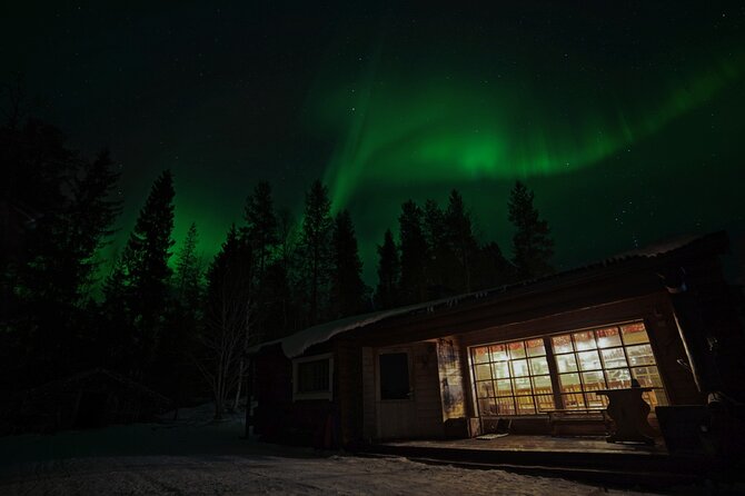 Northern Lights Hunting in Lappish old cottage - Weather reality: what all-weather operation means for you
