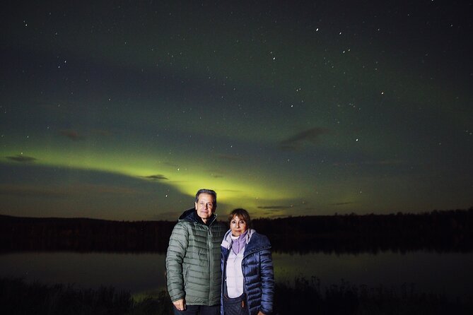 Northern lights hunting photo tour with bbq; small groups - What to wear when overalls aren’t included