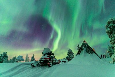 Northern Lights Snowmobile Driving Safari - Leaving Rovaniemi for Dark-Sky Lapland and a Tepee Fire