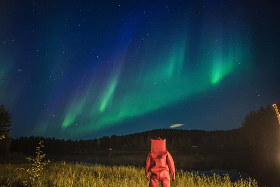 Rovaniemi: Arctic Ice Floating and Northern Lights Tour - What to Wear (and What Not to Bring) for Ice Floating