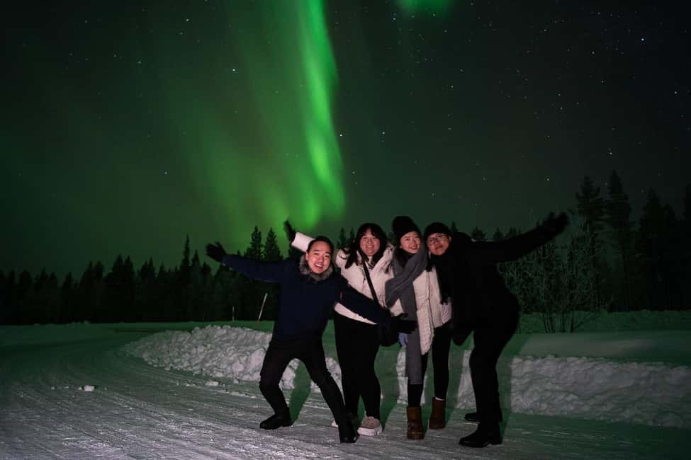 Rovaniemi: Aurora Hunt - Free Photos, 100% Guaranteed Refund - What the night feels like: 5–8 hours of cold clarity