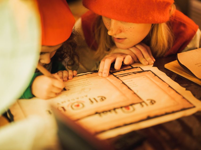 Rovaniemi: Elf Hat Academy in Santa's Village - Who should book this elf course in Rovaniemi?