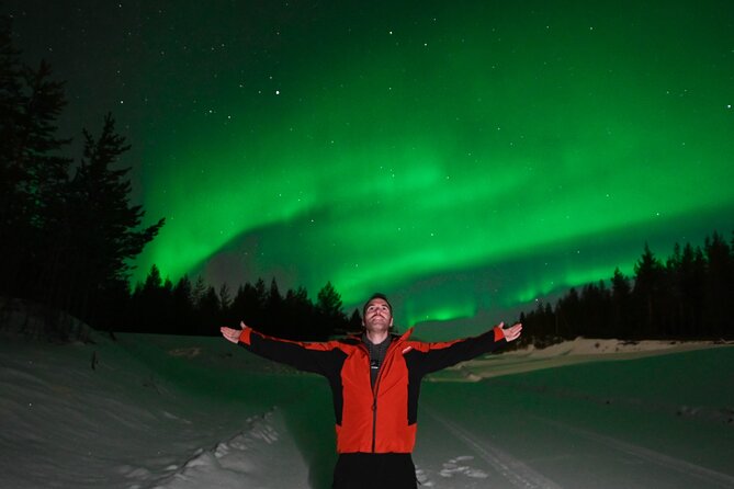 Rovaniemi: Guaranteed Northern Lights - Small Group & Photography - Photography that actually helps: DSLR guidance and digital delivery