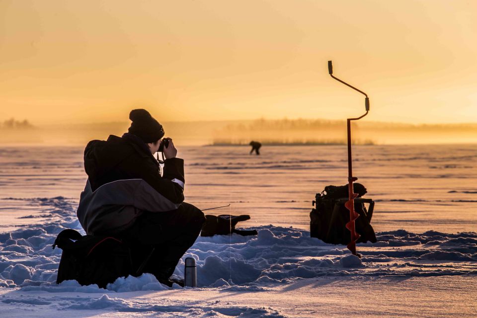 Rovaniemi: Ice Fishing on a Frozen Lake with BBQ and Photos - What the guides do really matters: friendly, professional, hands-on