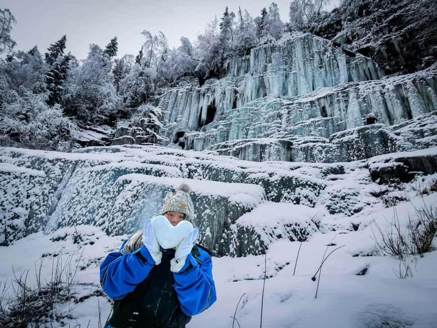 Rovaniemi: Korouoma Canyon & Frozen Waterfalls Tour with BBQ - The Main Event: A 4–6 km Winter Walk Through Frozen Waterfalls