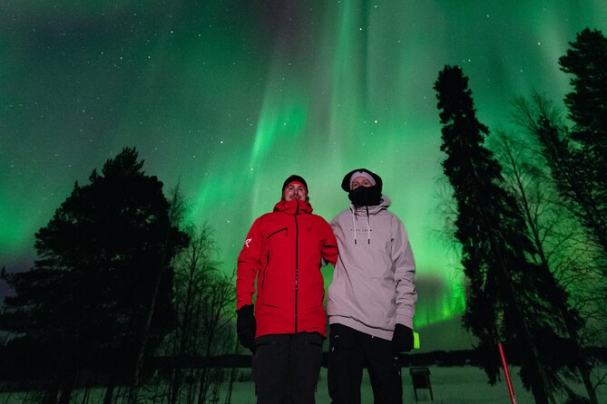 Rovaniemi: Northern Lights Pro Guaranteed - Unlimited (PRIVATE) - Price and value: $1,773.43 per group up to 8