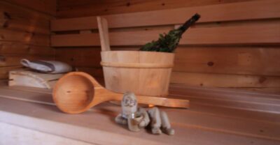 Rovaniemi: Private Sauna, Jacuzzi and Dinner - Getting there: hotel pickup, short drive, and why the timing is tight in a good way