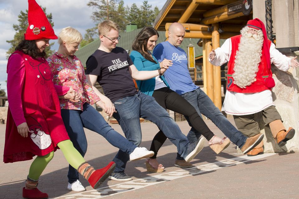 Rovaniemi: Santa Claus Village and Arctic Circle - Reindeer time: when you can see them