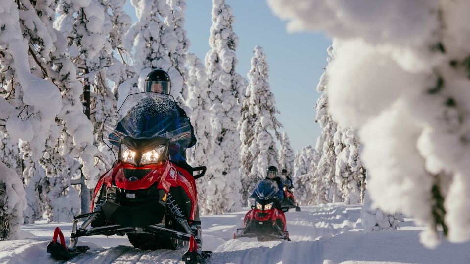 Rovaniemi: Snowmobile Adventure Tour for Adults Only - 3 hours of riding: how the timing usually plays out