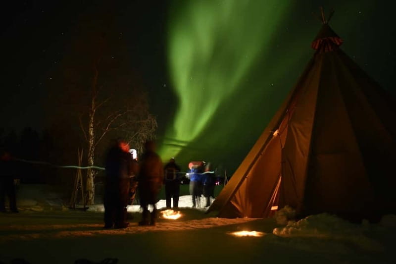 Rovaniemi: Snowtrain to Northern Lights Camp - The Guided Snowy Walk (and the Winter Gear That Makes It Work)