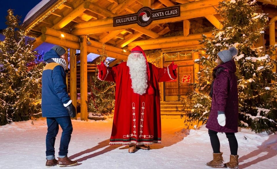 Rovaniemi: Tour to Santa Claus Village with Hotel pick up - Santa’s Post Office: sending letters and parcels like it’s the real thing