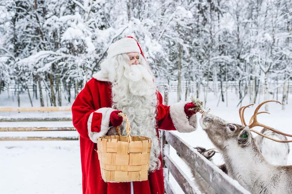 Rovaniemi: Tour to Santa Claus Village with Hotel Transfer - Hotel transfer first: getting to Santa Claus Village without stress