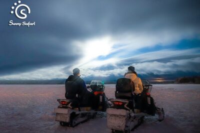 Snowmobile Safari into Arctic Wilderness - Safety Briefing and Snowmobile Control: How You Set Yourself Up to Enjoy It
