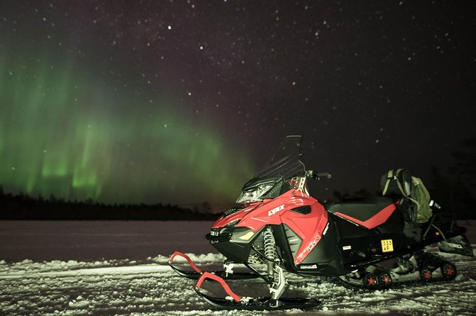 Snowmobile Safari to Search for the Northern Lights - Why a 9:00 PM Snowmobile Aurora Hunt Works in Rovaniemi